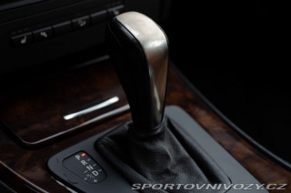 BMW 3 Coupé 330xi A/T, 200kW, 2007