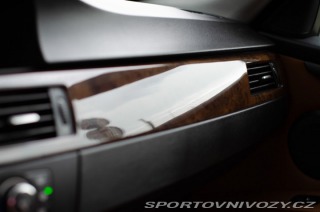 BMW 3 Coupé 330xi A/T, 200kW, 2007