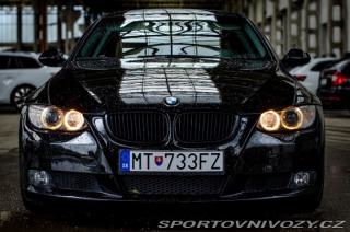 BMW 3 Coupé 330xi A/T, 200kW, 2007