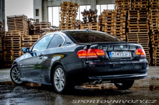 BMW 3 Coupé 330xi A/T, 200kW, 2007