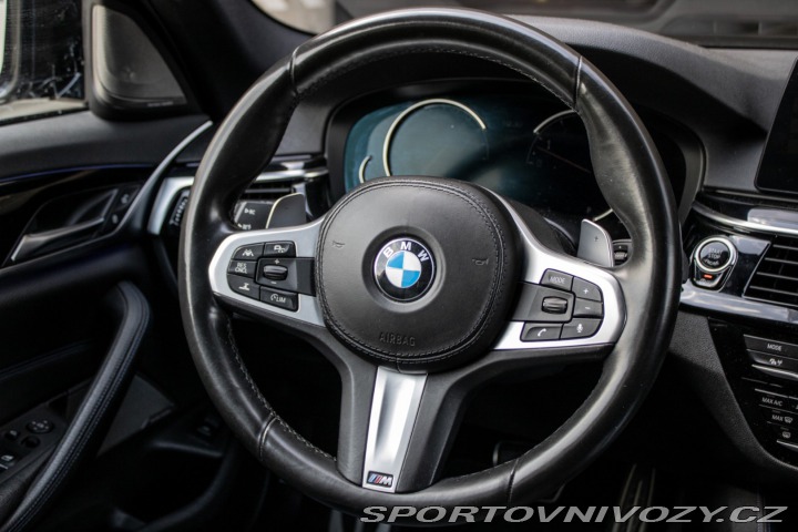 BMW 5 540i xDrive A/T 2018