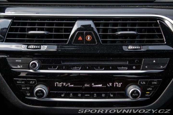BMW 5 540i xDrive A/T 2018