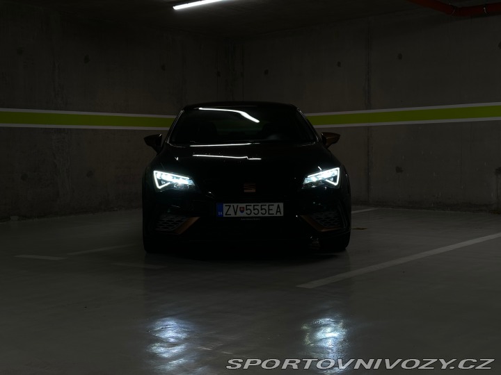 Seat Leon CUPRA R Limited Edition č. 405/799 2018