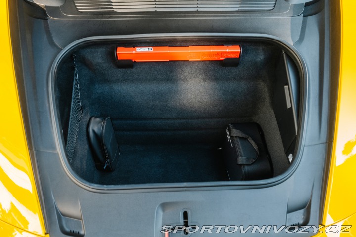 Porsche 911 Carrera T, Apr 11/27,DPH! 2023