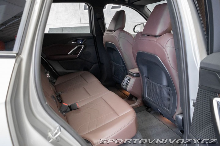 BMW iX1 xDrive30 REZERVACE 2024