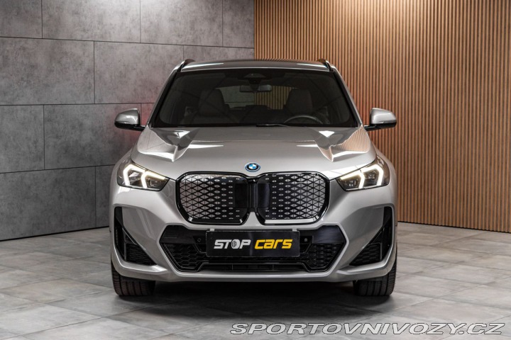 BMW iX1 xDrive30 REZERVACE 2024