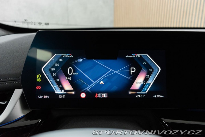 BMW iX1 xDrive30 REZERVACE 2024