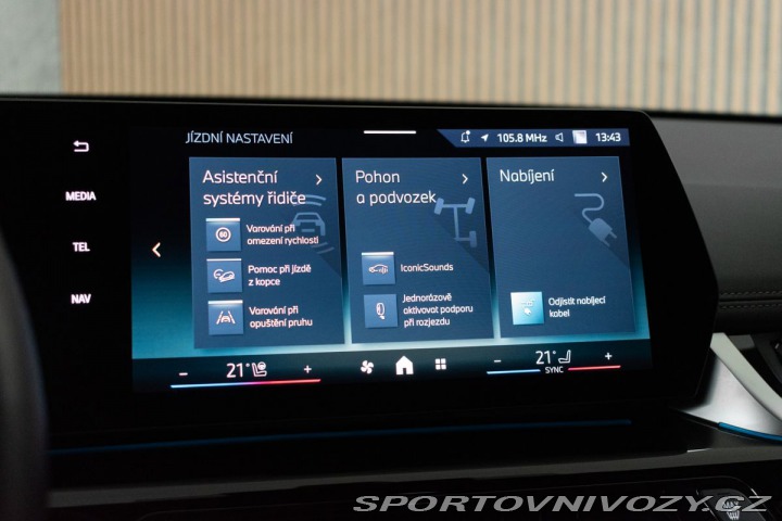 BMW iX1 xDrive30 REZERVACE 2024