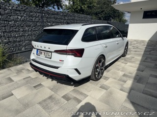 Škoda Octavia RS 2025