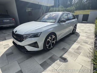 Škoda Octavia RS 2025