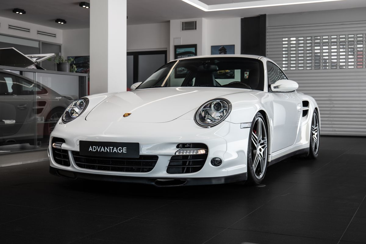 Porsche 911 (997.1) Turbo Bose/Vyhřív