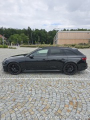 Audi RS4 2021
