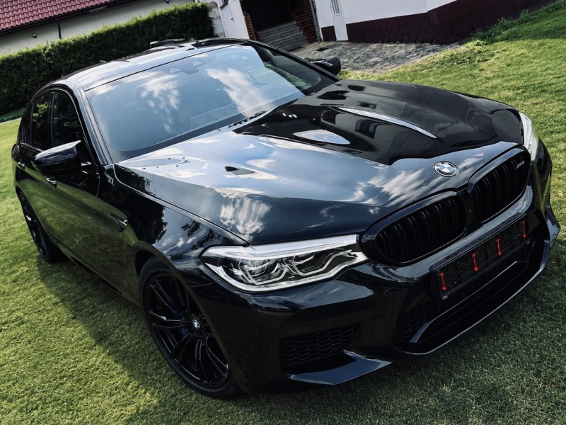 BMW M5 F90 továrně bez OPF