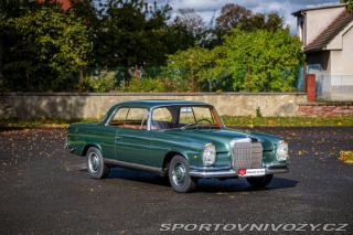 Mercedes-Benz E Benz w111 250 SE 1967