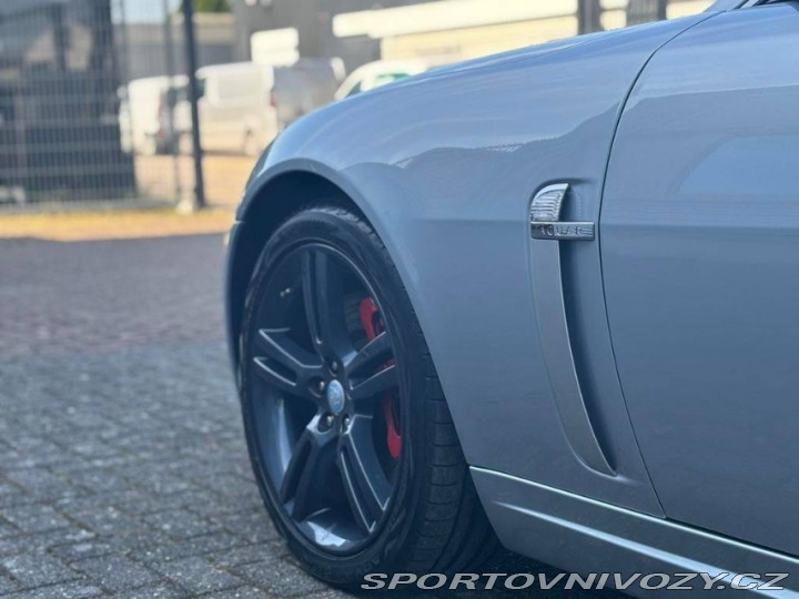 Jaguar XKR 2006