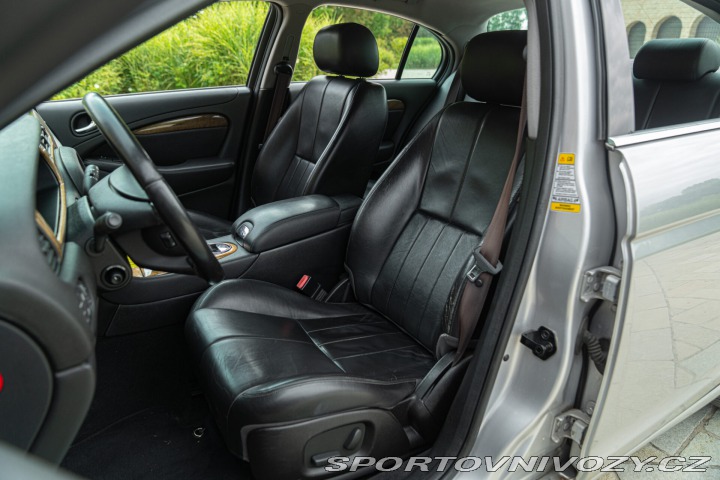 Jaguar S-Type MANUALE 2004