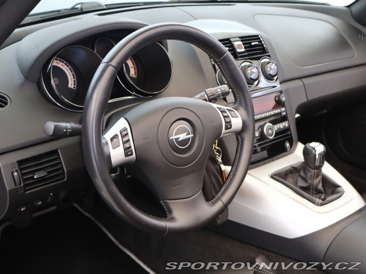 Opel GT 2.0 T 2008
