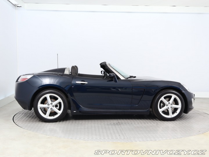 Opel GT 2.0 T 2008