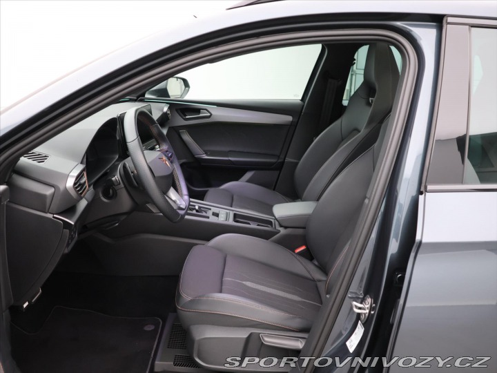 Cupra Leon 2.0 TSI 180kW ST DSG LED 2022