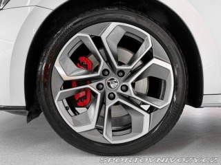 Škoda Octavia RS 2.0 TSI 180KW DSG RS, HUD 2023