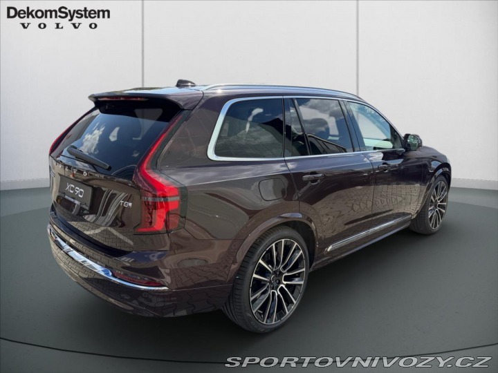 Volvo Ostatní modely XC90 2,0 XC90T8 Ultra Bright 7 2026