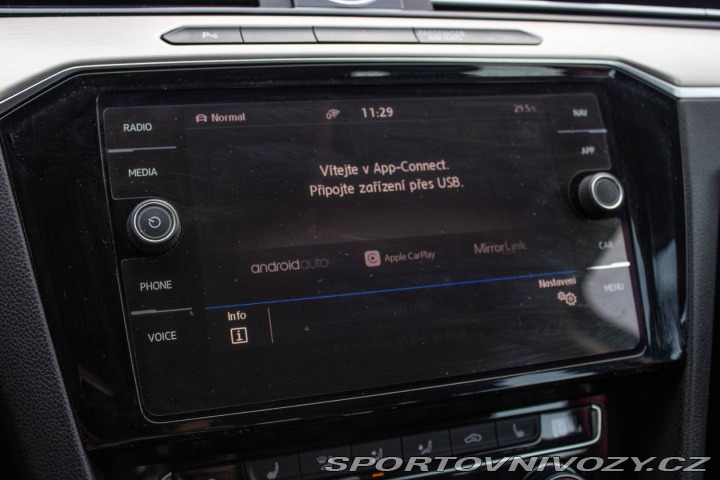 Volkswagen Ostatní modely Passat Highline 176kW / AJ NA S 2015