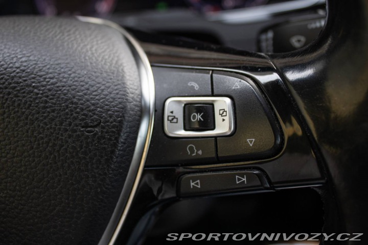 Volkswagen Ostatní modely Passat Highline 176kW / AJ NA S 2015