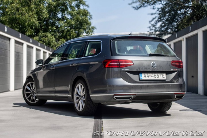 Volkswagen Ostatní modely Passat Highline 176kW / AJ NA S 2015