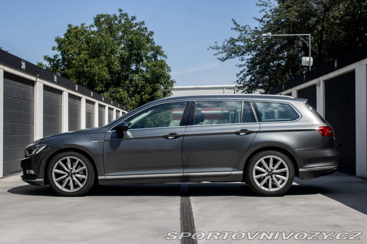 Volkswagen Ostatní modely Passat Highline 176kW / AJ NA S 2015