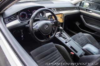 Volkswagen Ostatní modely Passat Highline 176kW / AJ NA S 2015
