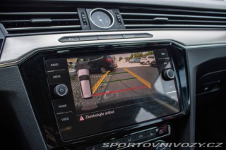 Volkswagen Ostatní modely Passat Highline 176kW / AJ NA S 2015