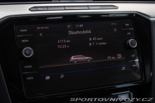 Volkswagen Ostatní modely Passat Highline 176kW / AJ NA S 2015