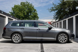 Volkswagen Ostatní modely Passat Highline 176kW / AJ NA S 2015