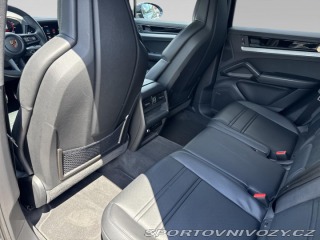 Porsche Cayenne S E-Hybrid 2025