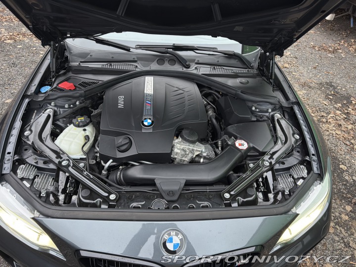 BMW M2 2017