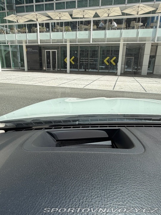 BMW 5 3,0 D • Head-Up Display 2015