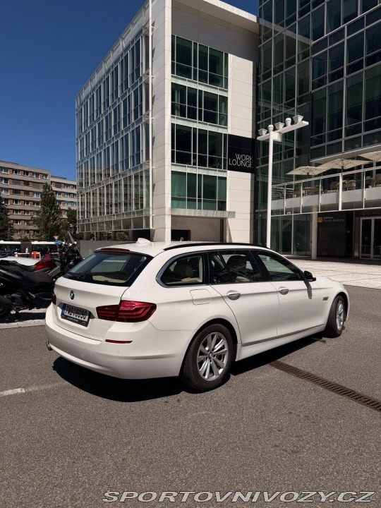BMW 5 3,0 D • Head-Up Display 2015