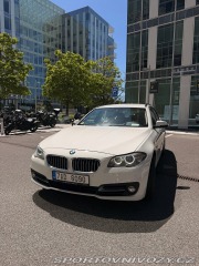 BMW 5 3,0 D • Head-Up Display 2015