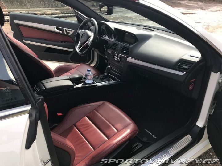 Mercedes-Benz E 2,5 250CDI 2011