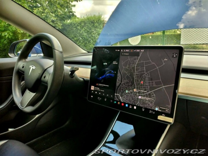 Tesla Model 3  2019
