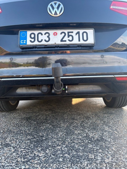 Volkswagen Ostatní modely Passat 2,0 TDI Highline/LEDER/ 2018