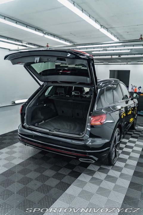 Volkswagen Ostatní modely Touareg 3,0 TDi R Line BLACK ST 2022