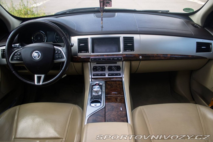 Jaguar XF Sportbrake 3.0D S Premiu 2012