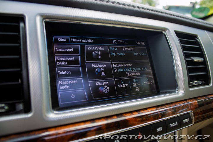 Jaguar XF Sportbrake 3.0D S Premiu 2012