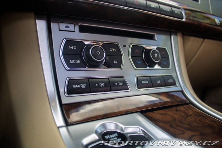 Jaguar XF Sportbrake 3.0D S Premiu 2012
