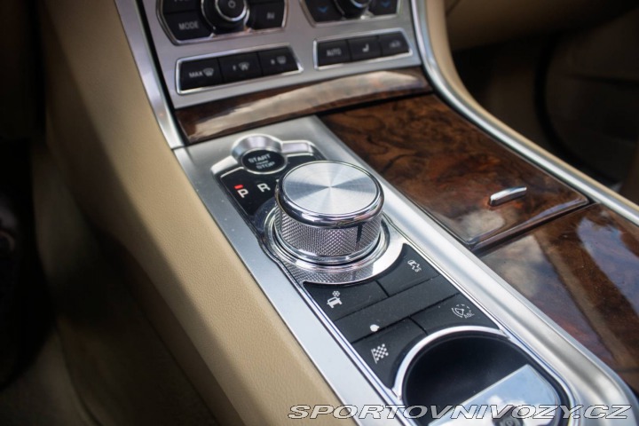 Jaguar XF Sportbrake 3.0D S Premiu 2012