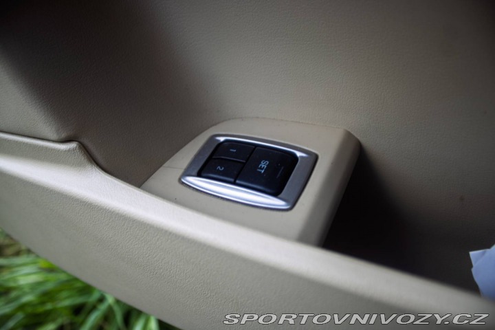 Jaguar XF Sportbrake 3.0D S Premiu 2012