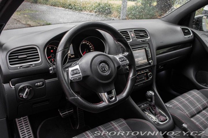 Volkswagen Golf GTI Edition 35 173kW / A 2011