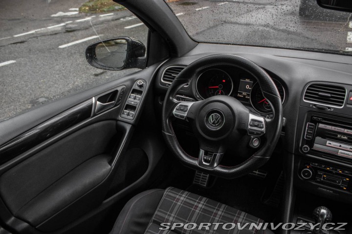 Volkswagen Golf GTI Edition 35 173kW / A 2011