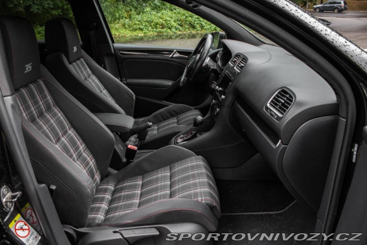 Volkswagen Golf GTI Edition 35 173kW / A 2011